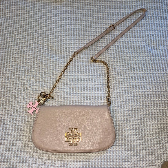 Tory Burch Handbags - Tory Burch Logo Crossbody Bag